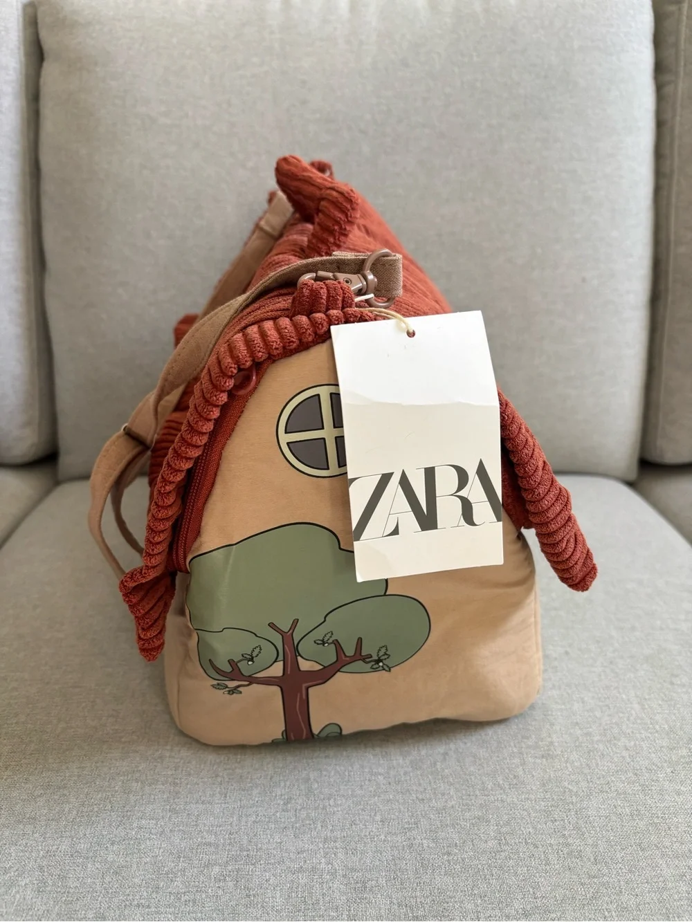 NWT Zara Beige and Rust Plush Dog House Kids Bag